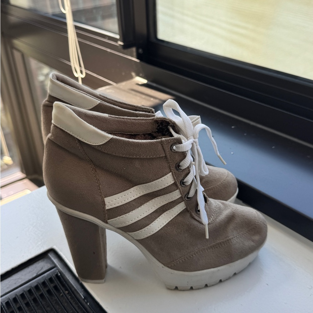 Brown and White Chunky Heel Shoes with Platform
